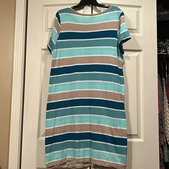 Coral Bay XL - Greens and Tan Striped Tee
Dress - Picture 6 of 6